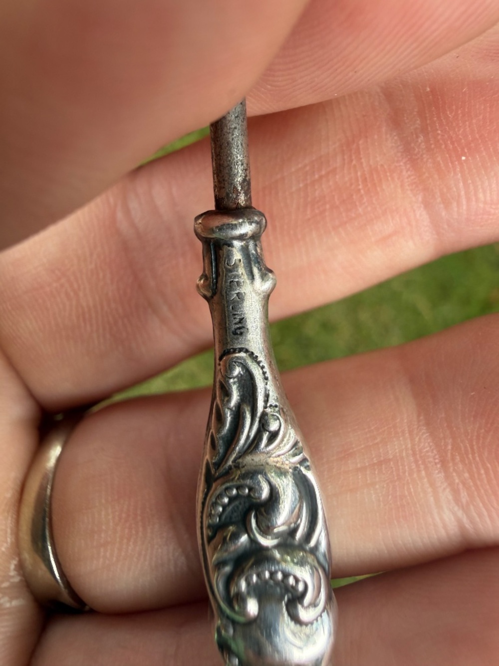 Antique Sterling Silver Art Nouveau Victorian Sewing Button Clothing Hook Ornate - Picture 8 of 10